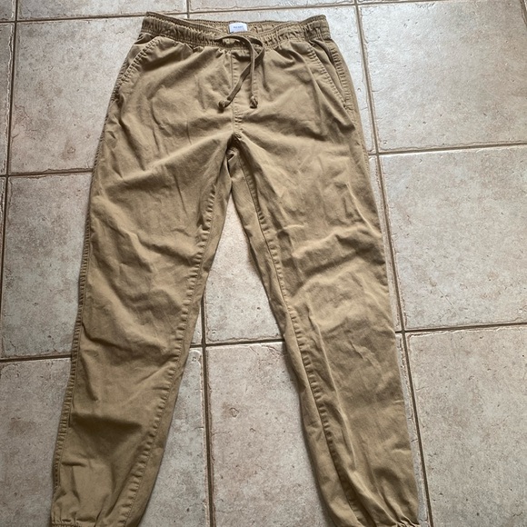 Old Navy Men’s khaki pants size small - Picture 2 of 11